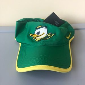 University of Oregon duck hat!